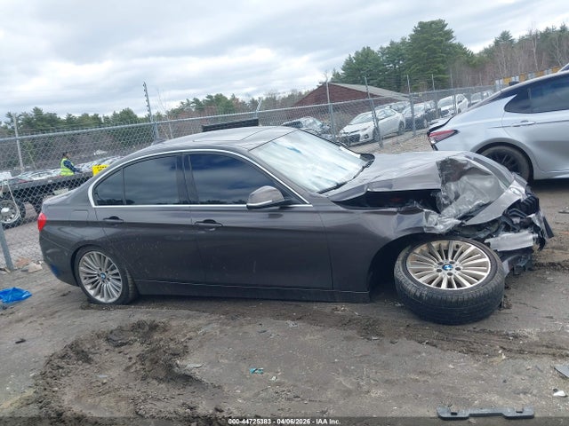 BMW 320i Xdrive 2015 WBA3C3G58FNS75700 Image 13