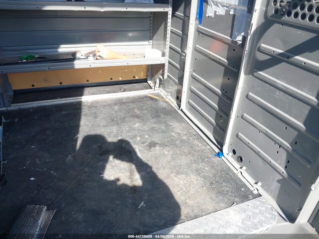 1N6BF0LY9KN807337 Nissan Nv Cargo Nv2500 Hd Sv V6