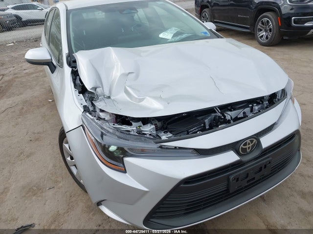 Toyota COROLLA LE 2026 5YFB4MDE6TP432144 Image 6