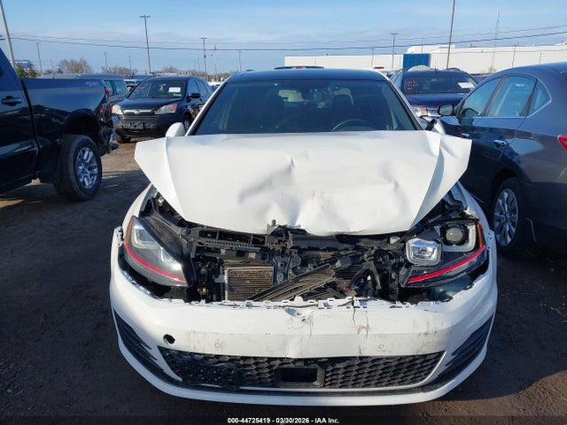 Продажа на аукционе авто 2015 Volkswagen Golf Gti 2.0t Autobahn 4-door, vin: 3VW4T7AUXFM058249, номер лота: 44725419