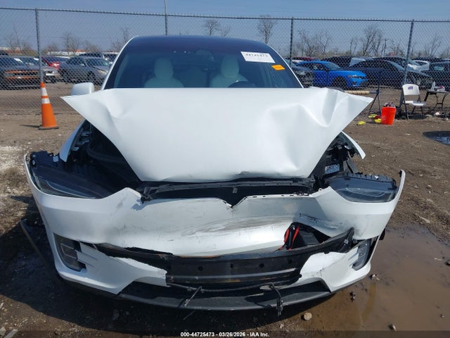 44725473 :رقم المزاد ، 5YJXCAE21JF118518 vin ، 2018 Tesla Model X 100d/75d/p100d مزاد بيع