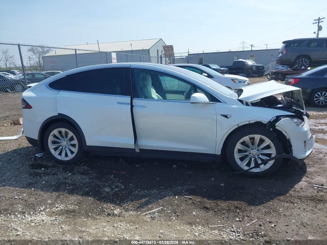 44725473 :رقم المزاد ، 5YJXCAE21JF118518 vin ، 2018 Tesla Model X 100d/75d/p100d مزاد بيع