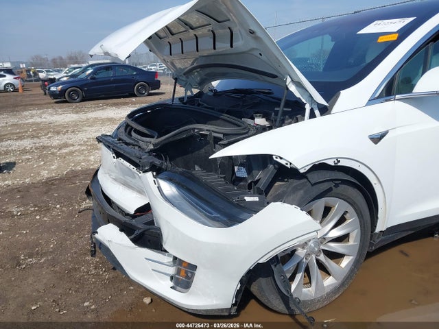 44725473 :رقم المزاد ، 5YJXCAE21JF118518 vin ، 2018 Tesla Model X 100d/75d/p100d مزاد بيع