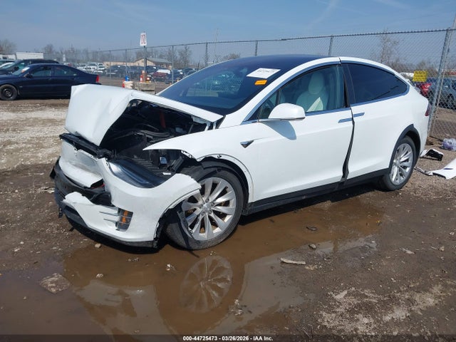 44725473 :رقم المزاد ، 5YJXCAE21JF118518 vin ، 2018 Tesla Model X 100d/75d/p100d مزاد بيع