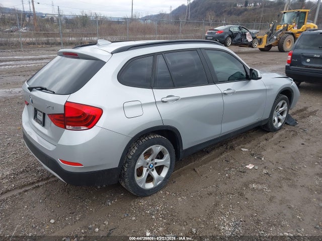 Продаж на аукціоні авто 2015 Bmw X1 Sdrive28i, vin: WBAVM1C59FV317887, номер лоту: 44725508