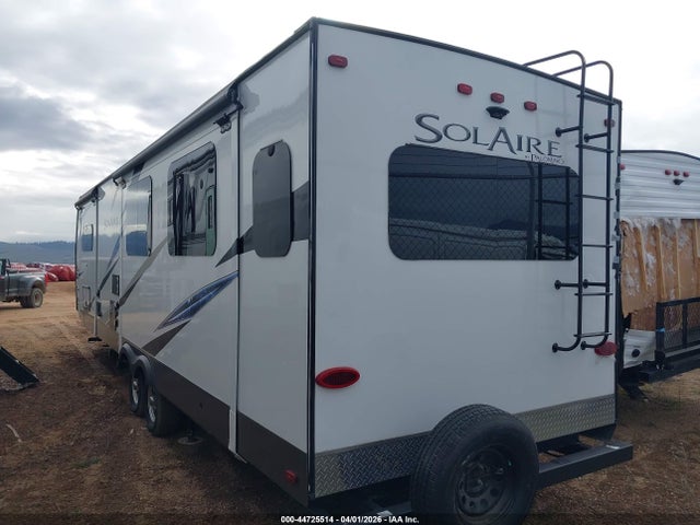 4X4TPAH22KN052668 Palomino Solaire Ultra