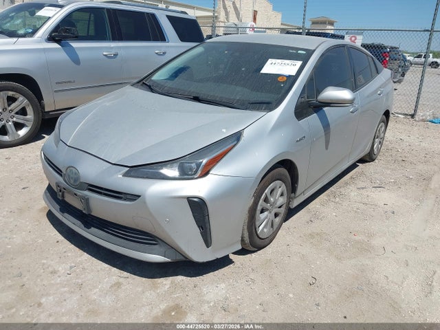 Toyota Prius Le 2019 JTDKARFU5K3073449 Image 2