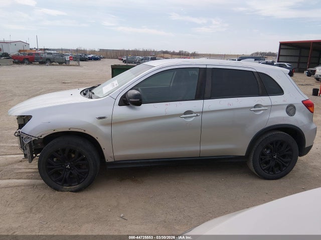 JA4AP3AU4JZ020830 Mitsubishi Outlander Sport 2.0 Le