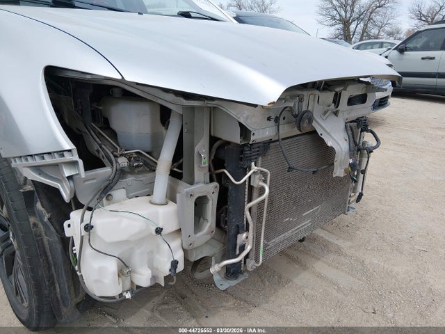 JA4AP3AU4JZ020830 Mitsubishi Outlander Sport 2.0 Le
