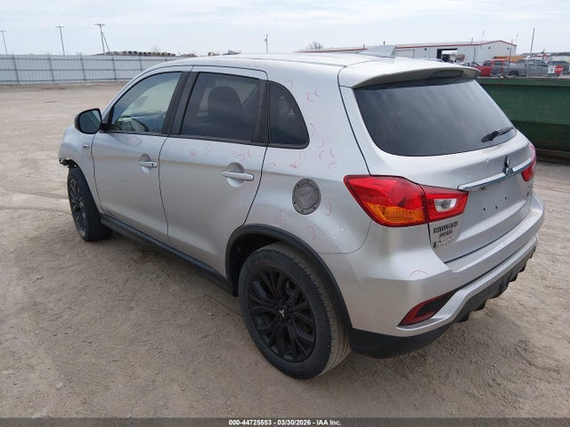 JA4AP3AU4JZ020830 Mitsubishi Outlander Sport 2.0 Le