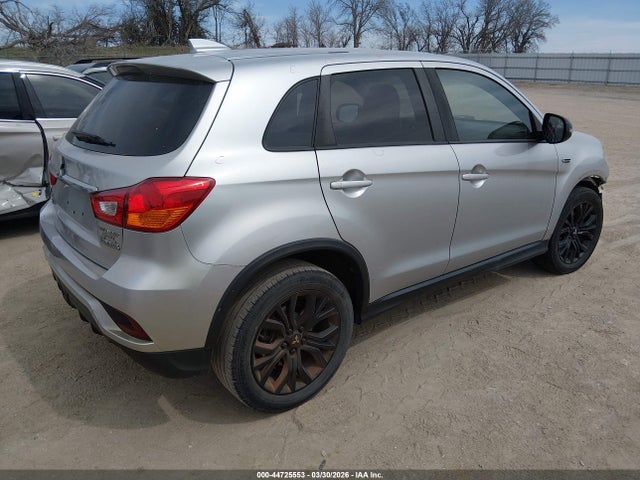 JA4AP3AU4JZ020830 Mitsubishi Outlander Sport 2.0 Le