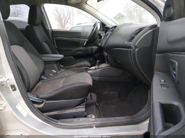 JA4AP3AU4JZ020830 Mitsubishi Outlander Sport 2.0 Le