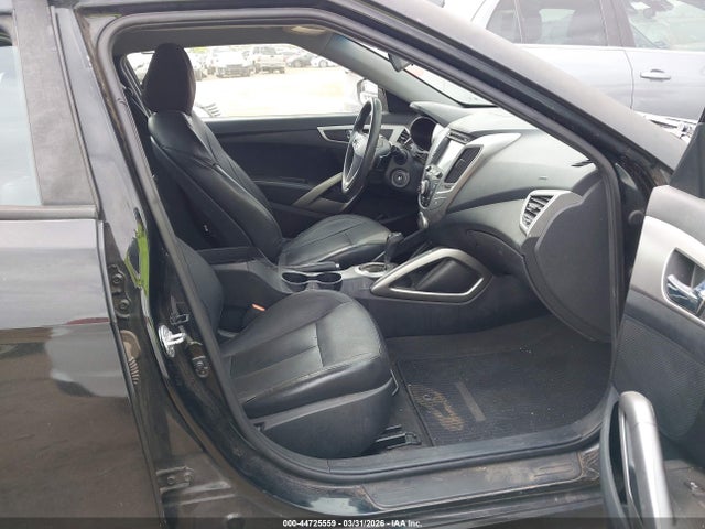 2016 HYUNDAI VELOSTER KMHTC6AD9GU279150 Photo 4