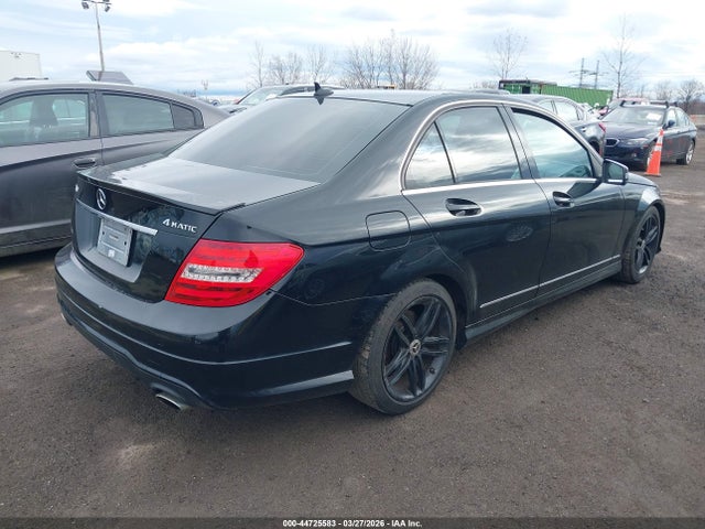 2012 MERCEDES-BENZ C 300 WDDGF8BB7CA686293 Photo 3