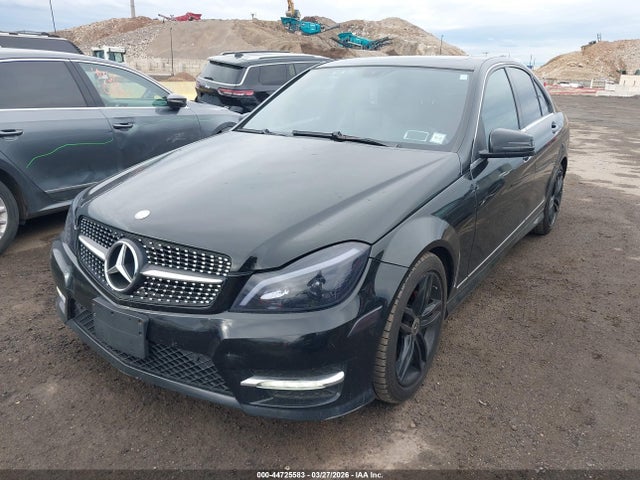 2012 MERCEDES-BENZ C 300 WDDGF8BB7CA686293 Photo 5
