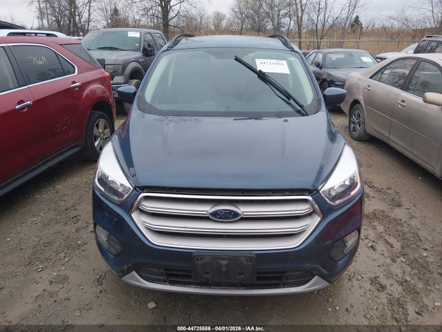 2018 Ford Escape Se მანქანა იყიდება აუქციონზე, vin: 1FMCU0GD9JUC85765, აუქციონის ნომერი: 44725586