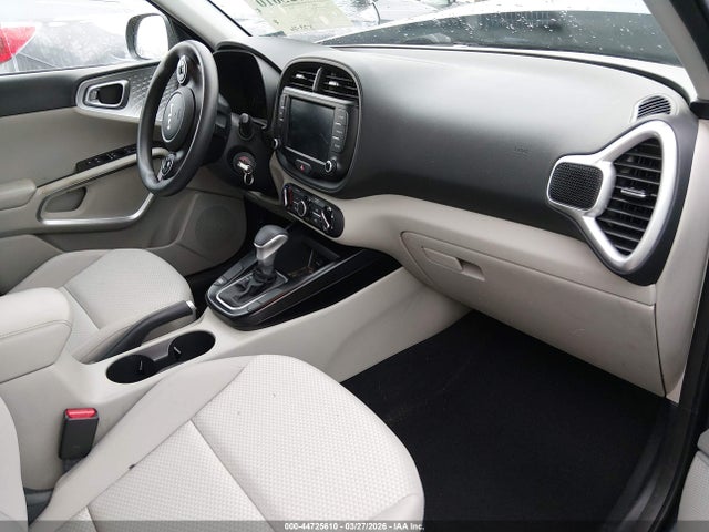 2022 KIA SOUL KNDJ23AU7N7811536 Photo 4