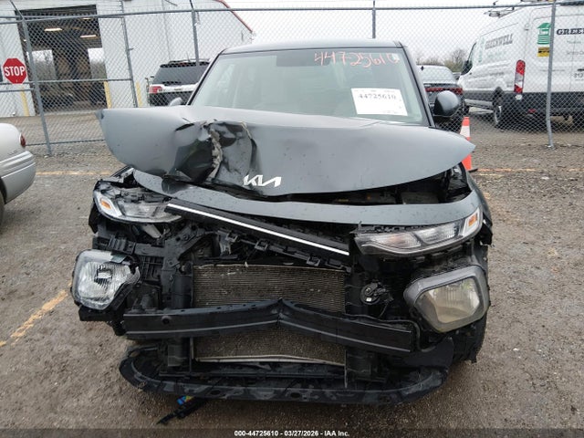 2022 KIA SOUL KNDJ23AU7N7811536 Photo 5
