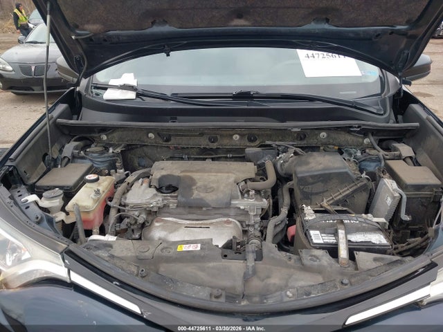 Продажа на аукционе авто 2018 Toyota Rav4 Le, vin: JTMBFREV8JD243050, номер лота: 44725611