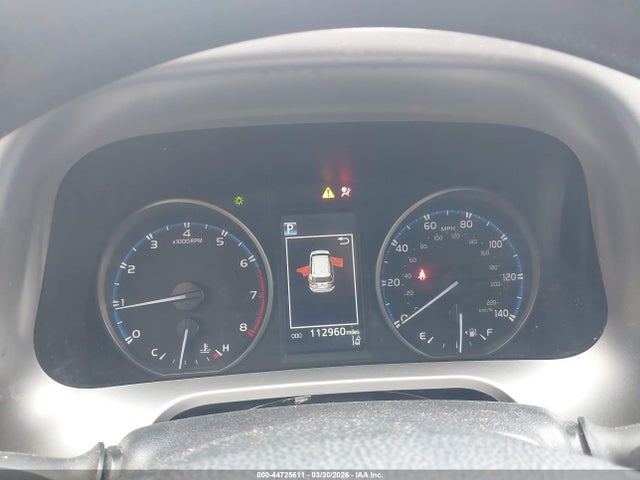 Продажа на аукционе авто 2018 Toyota Rav4 Le, vin: JTMBFREV8JD243050, номер лота: 44725611