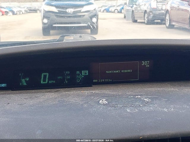 JTDKN3DU4E1809057 Toyota Prius Three