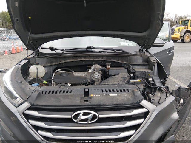 Продаж на аукціоні авто 2018 Hyundai Tucson Value, vin: KM8J3CA20JU833879, номер лоту: 44725645