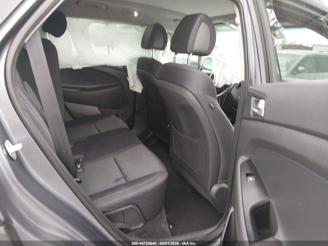 Продаж на аукціоні авто 2018 Hyundai Tucson Value, vin: KM8J3CA20JU833879, номер лоту: 44725645