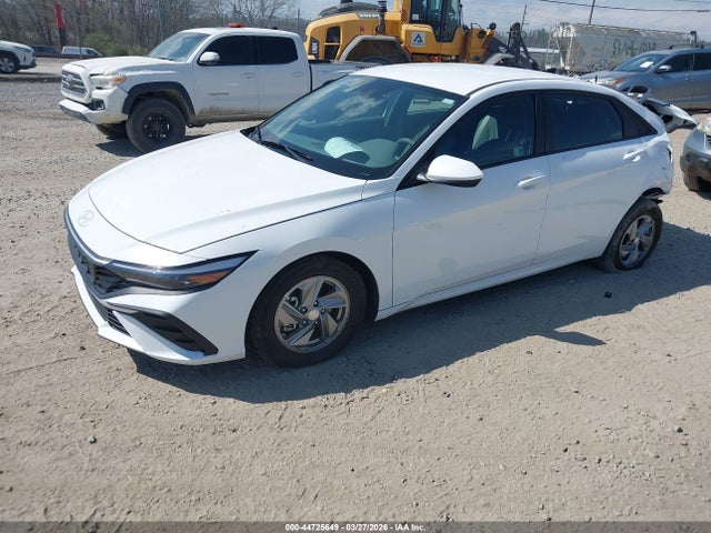 KMHLL4DGXSU050494 Hyundai ELANTRA SE