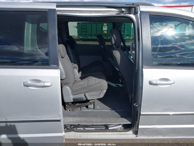 44725661 :رقم المزاد ، 2D4RN5D17AR273276 vin ، 2010 Dodge Grand Caravan Sxt مزاد بيع