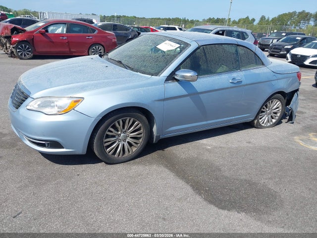 44725663 :رقم المزاد ، 1C3BCBFG4EN135190 vin ، 2014 Chrysler 200 Limited مزاد بيع