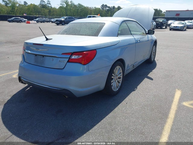 44725663 :رقم المزاد ، 1C3BCBFG4EN135190 vin ، 2014 Chrysler 200 Limited مزاد بيع