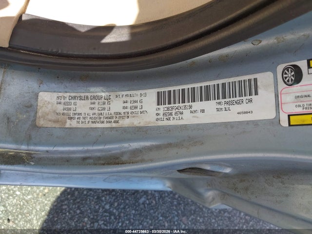 44725663 :رقم المزاد ، 1C3BCBFG4EN135190 vin ، 2014 Chrysler 200 Limited مزاد بيع