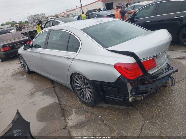 2011 Bmw 740li მანქანა იყიდება აუქციონზე, vin: WBAKB4C51BC574476, აუქციონის ნომერი: 44725684
