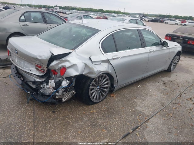 2011 Bmw 740li მანქანა იყიდება აუქციონზე, vin: WBAKB4C51BC574476, აუქციონის ნომერი: 44725684