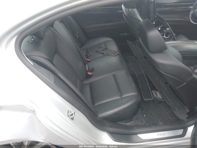 2011 Bmw 740li მანქანა იყიდება აუქციონზე, vin: WBAKB4C51BC574476, აუქციონის ნომერი: 44725684