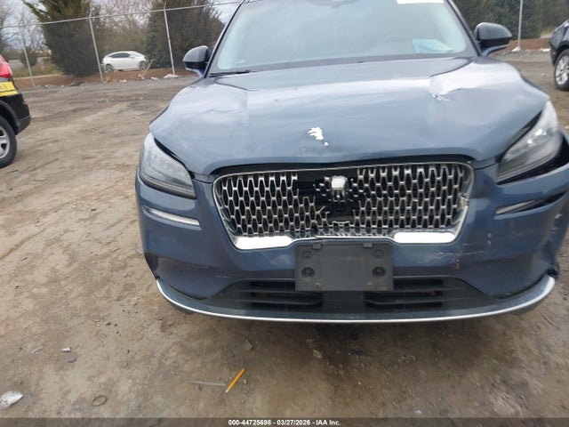 2022 Lincoln Corsair Standard მანქანა იყიდება აუქციონზე, vin: 5LMCJ1D99NUL32908, აუქციონის ნომერი: 44725698