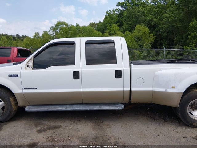 2001 Ford F-350 Lariat/xl/xlt მანქანა იყიდება აუქციონზე, vin: 1FTWW32F91EC84759, აუქციონის ნომერი: 44725700