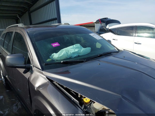 3C4PDCBB5KT718300 Dodge JOURNEY SE