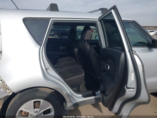 KIA Soul 2016 KNDJN2A21G7845507 Image 8