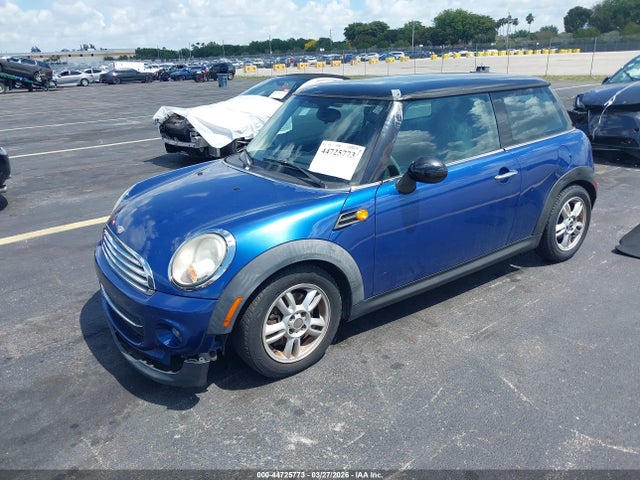 2013 MINI HARDTOP WMWSU3C51DT685522 Photo 1