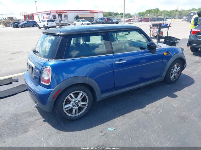 2013 MINI HARDTOP WMWSU3C51DT685522 Photo 3