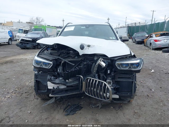 5UXJU4C09N9K24560 BMW X5 M50i