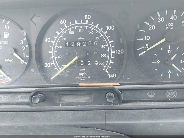 Продаж на аукціоні авто 1988 Mercedes-benz 190 E 2.6, vin: WDBDA29D8JF432199, номер лоту: 44725835