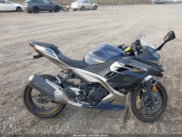 Kawasaki EX400 2023 JKAEXKG13PDAR8386 Image 12