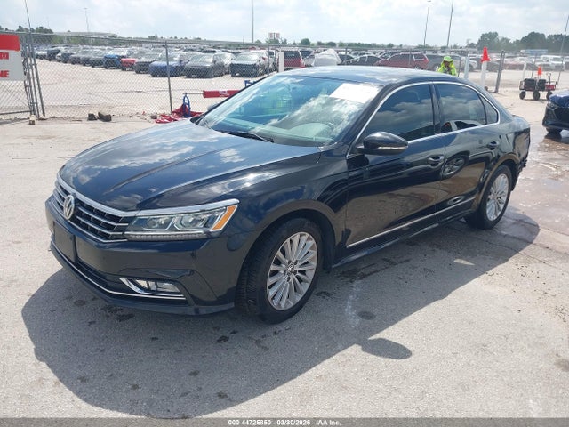 2017 Volkswagen Passat 1.8t Se მანქანა იყიდება აუქციონზე, vin: 1VWBT7A39HC039730, აუქციონის ნომერი: 44725850