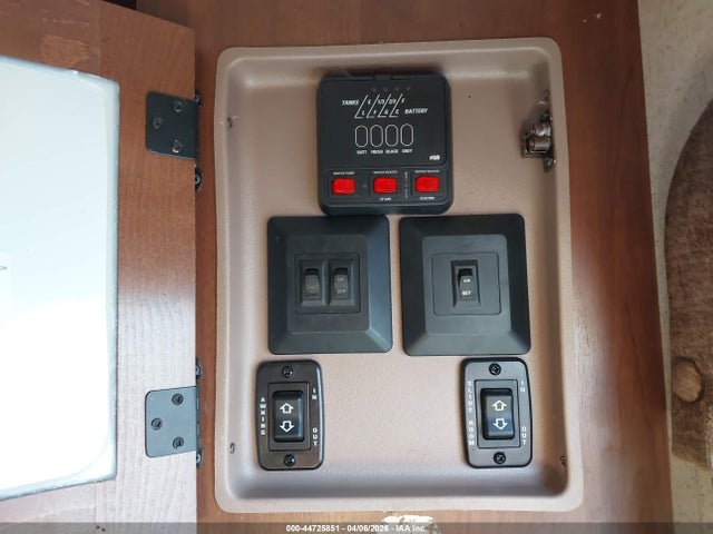 Aukcja sprzedaży 2015 Jayco Other, vin: 1UJBJ0BP3F1TG0295, numer aukcji: 44725851