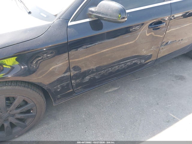 Продаж на аукціоні авто 2010 Audi A4 2.0t Premium, vin: WAUFFAFL8AN045530, номер лоту: 44725862