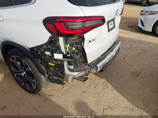44725913 :رقم المزاد ، 5UXCR4C06M9G22059 vin ، 2021 Bmw X5 Sdrive40i مزاد بيع