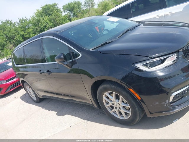 Продажа на аукционе авто 2025 Chrysler Pacifica Select, vin: 2C4RC1BG1SR532669, номер лота: 44725914