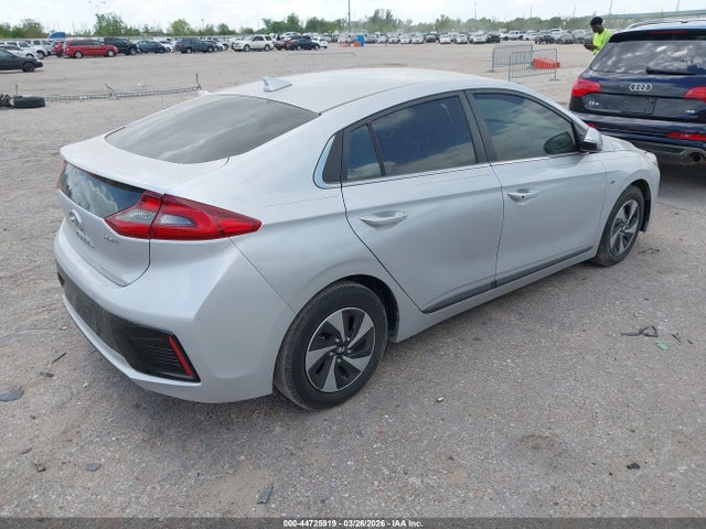 2019 HYUNDAI IONIQ HYBRID KMHC75LC3KU139767 Photo 3